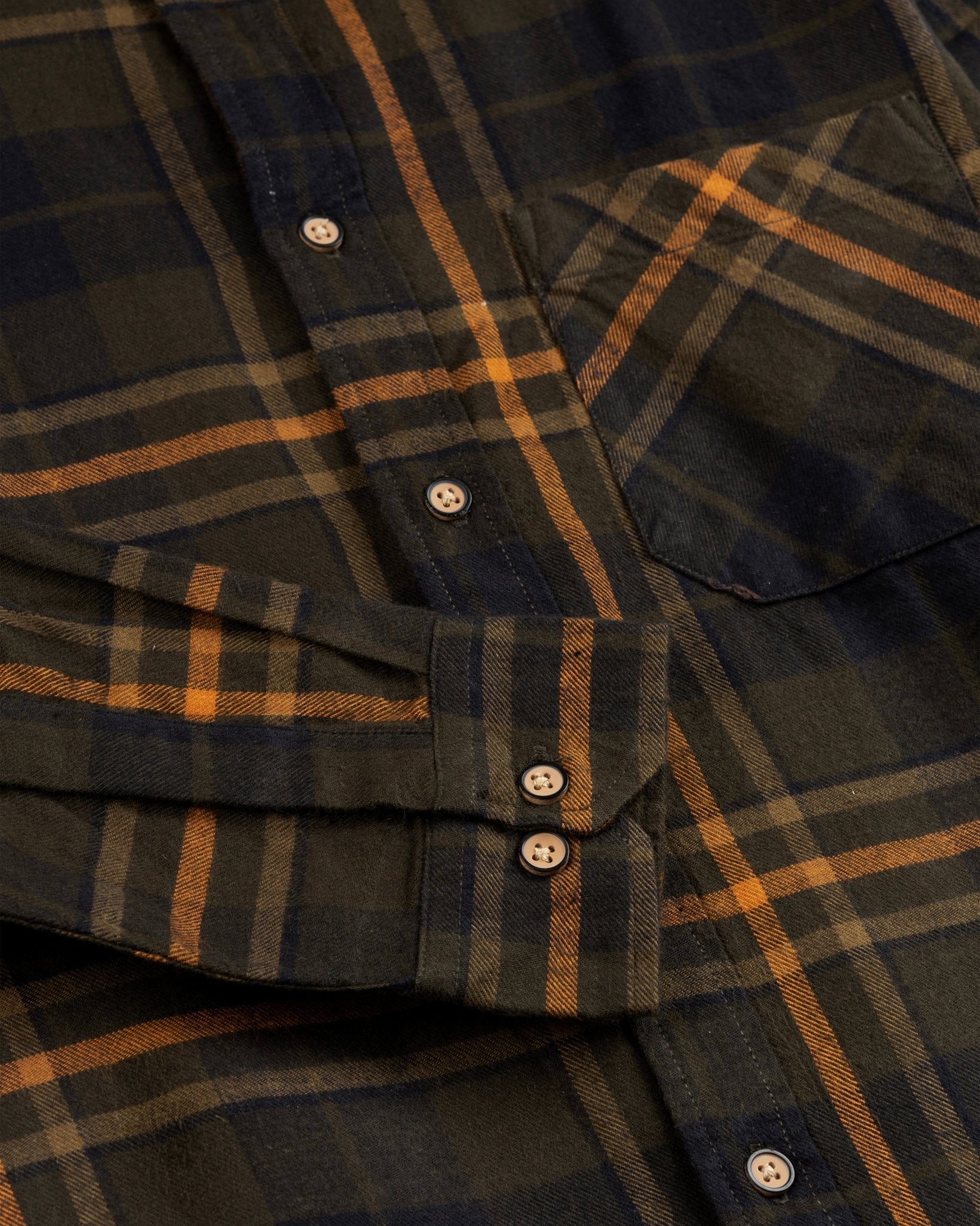 CHECKED FLANNEL SHIRT