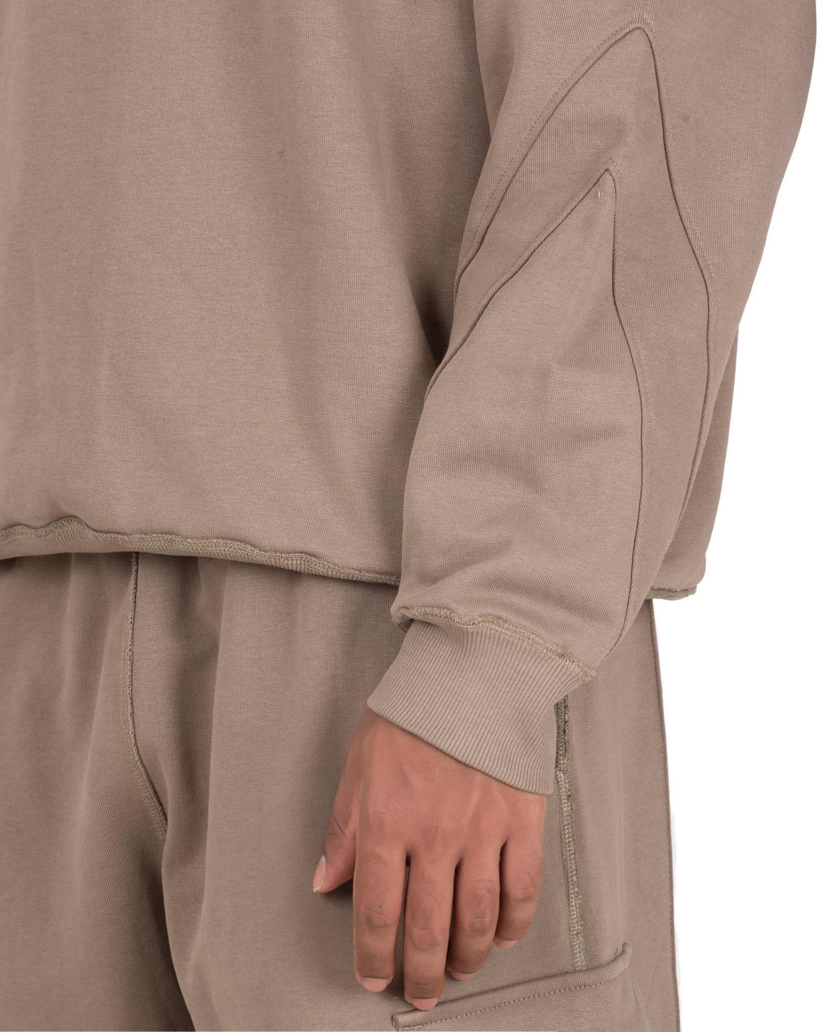 WALNUT RELAXED FIT SWEATSHIRT